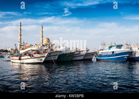 HURGHADA, EGYPT, December 27, 2017: Mosque El Mina Masjid in Hurghada in sunny day, view from the sea. Stock Photo