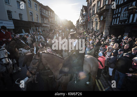 Ledbury, Herefordshire, UK. 26th December 2017. Hundreds of people congregate in Ledbury High Street for the annual festive meet of the Boxing Day Led Stock Photo