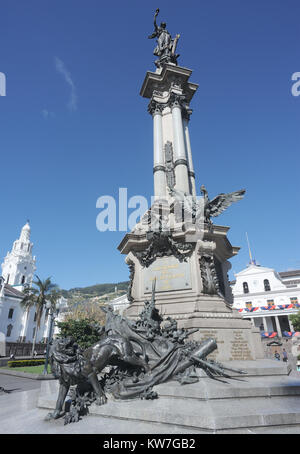 El Monumento a la Independencia, ‘A los Heroes del Diez del Agosto de 1809’, memorial to the heroes of 10 August 1809 who started the process of Ecuad Stock Photo