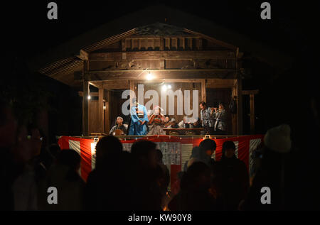 Tokorozawa, Japan. 1st Jan, 2018. At the stroke of midnight, hundreds of citizens descend on a local shrine to offer their first prayers of the New Year in Tokorozawa, Tokyos western suburbs on Monday, January 1, 2018. Throughout the country, millions of Japanese visit nearby shrines and temples, some offering the New Years first prayers while the other making first wishes in the centuries-old practice. Credit: Natsuki Sakai/AFLO/Alamy Live News Stock Photo