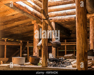 Camboose Shanty, Algonquin Logging Museum, Algonquin Provincial Park, Ontario, Canada. Stock Photo