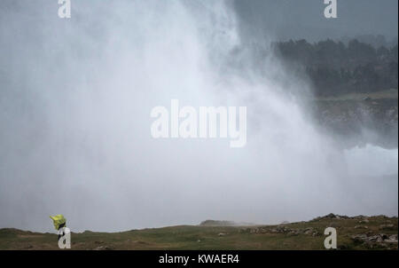 Llanes, Spain. 01st Jan, 2018. Sea water is expelled ashore at geysers of 'Bufones of Pria' on January 01, 2018 in Llanes, Spain. 'Carmen' storm has arrived from the Atlantic to Spain bringing strong winds, rains and snowfalls to almost all the country. Asturias has registred gusts of winds reaching 100 km per hour. Credit: David Gato/Alamy Live News Stock Photo