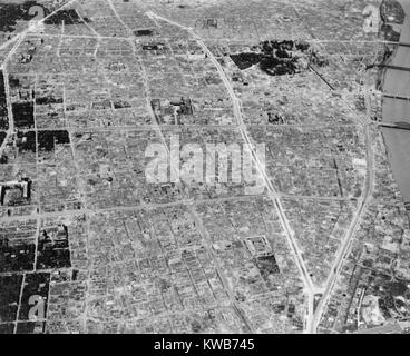 Aerial view of bomb damage in Tokyo, Japan, during the World War 2. 1945. (BSLOC 2014 10 121) Stock Photo
