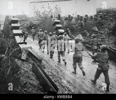 'Dragons Teeth' World War Two concrete tank trap defences, Siegfried ...