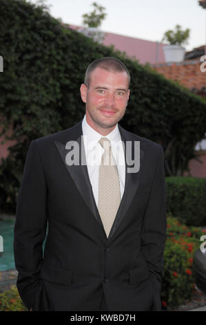 DELRAY BEACH, FL - NOVEMBER 06: Scott Foley attends The Chris Evert and Raymond James Cocktail Reception at Boca Raton Resort and Club on November 6, 2010 in Boca Raton, Florida.   People:  Scott Foley Stock Photo