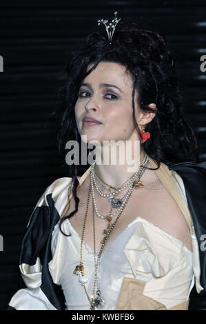 LONDON, ENGLAND - FEBRUARY 25: HELENA BONHAM CARTER attends the Royal World Premiere of Tim Burton's 'Alice In Wonderland' at the Odeon Leicester Square on February 25, 2010 in London, England.  People:  HELENA BONHAM CARTER Stock Photo