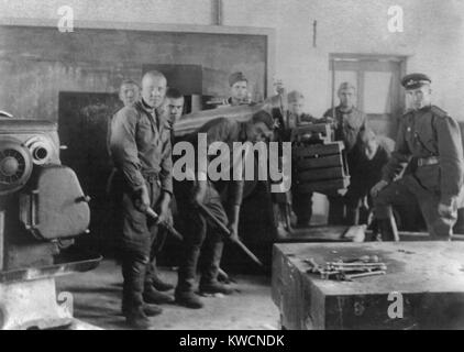 Soviet soldiers removing industrial equipment from Manchurian factories, 1946. Post World War 2 looting of industrial assets was a standard operation as Soviet forces withdrew from conquered territories in Europe and Asia. - (BSLOC 2014 15 160) Stock Photo