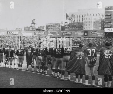 New York Giants football team during a moment of prayer for