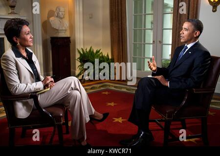 President Barack Obama interviewed by Robin Roberts of ABC's 'Good Morning America' TV show. Cabinet Room of the White House, May 9, 2012. (BSLOC 2015 3 104) Stock Photo