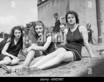 Acrobatic French women pose in the latest fashionable bathing