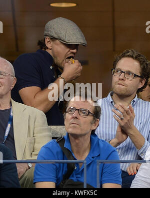 FLUSHING, NY - SEPTEMBER 03: Leonardo DiCaprio day nine of the 2013 US Open at USTA Billie Jean King National Tennis Center September 3, 2013 in the Flushing neighborhood of the Queens borough of New York City.    People:  Leonardo DiCaprio Stock Photo