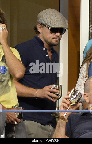 FLUSHING, NY - SEPTEMBER 03: Leonardo DiCaprio day nine of the 2013 US Open at USTA Billie Jean King National Tennis Center September 3, 2013 in the Flushing neighborhood of the Queens borough of New York City.    People:  Leonardo DiCaprio Stock Photo