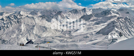 Winter Mountain panorama seen from Weisshorn Peak, Arosa, Grisons, Switzerland Stock Photo
