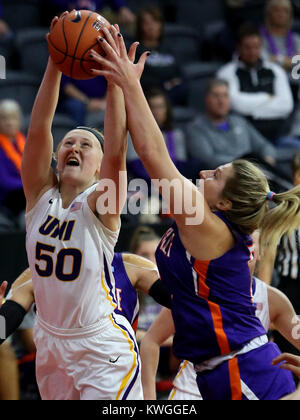 Moline, Iowa, USA. 11th Mar, 2017. Wichita State's Sabrina Lozada ...