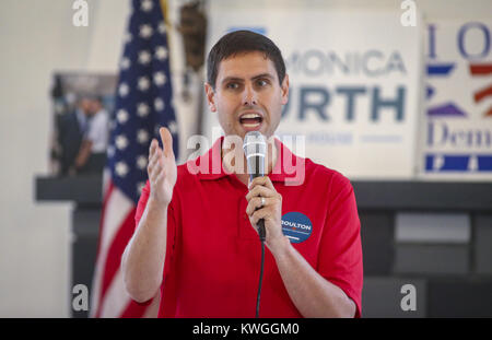 Davenport, Iowa, USA. 20th Aug, 2017. Gubernatorial candidate Nate Boulton speaks at the Duck Creek Lodge in Davenport on Sunday, August 20, 2017. Scott County Democrats held their summer picnic with four candidates for Iowa governor in attendance. Credit: Andy Abeyta, Quad-City Times/Quad-City Times/ZUMA Wire/Alamy Live News Stock Photo