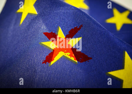 Crossed out star on the EU flag, symbolic photo Grexit, Durchgestrichener Stern auf der EU-Fahne, Symbolfoto Grexit Stock Photo