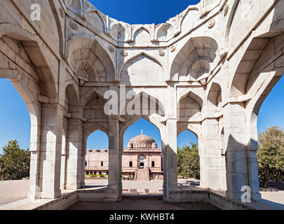 Ashrafi Mahal and Jama Masjid Mosque in Mandu, Madhya Pradesh, India Stock Photo