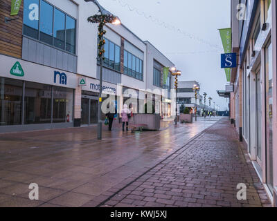 Dawn light at christmas time in the Willow Place shopping centre, Corby, England. Stock Photo