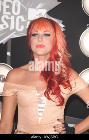 Bonnie McKee arrives at the 2011 MTV Video Music Awards at Nokia