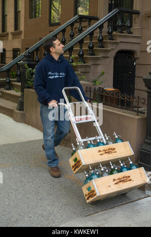 Seltzer delivery man Park Slope Brooklyn NY Stock Photo