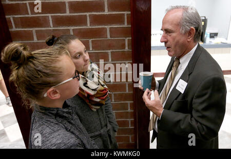 Davenport, Iowa, USA. 12th Oct, 2017. Justices Brent Appel (Right) of the Iowa Supreme Court speaks with Hannah Cousins 11 and her sister Madison 18, both of Davenport, Thursday, October 12, 2017, during a reception following a special session of the Iowa Supreme Court held in the Performing Arts Center at Davenport Central High School. The case is the State of Iowa v. Carlos Ariel Gomez Garcia. Credit: John Schultz/Quad-City Times/ZUMA Wire/Alamy Live News Stock Photo