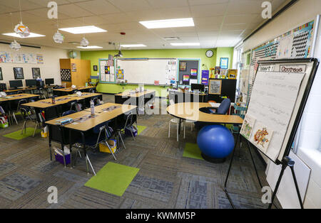 Davenport, Iowa, USA. 14th Sep, 2016. A new classroom is seen at Bridgeview Elementary School in Le Claire on Wednesday, September 14, 2016. Bridgeview Elementary in the Pleasant Valley Community School District held an open house after undergoing significant renovation and expansion. Credit: Andy Abeyta/Quad-City Times/ZUMA Wire/Alamy Live News Stock Photo