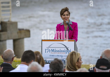 Iowa Lt. Gov. Kim Reynolds arrives before being sworn in as governor by ...