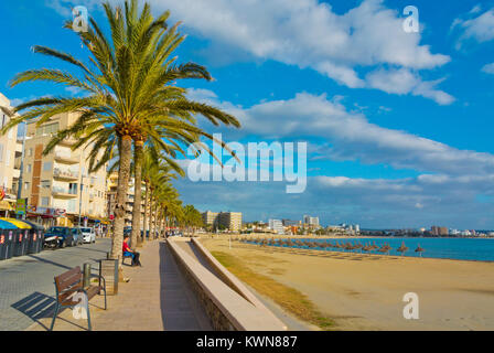 Beach promanade, Carrer Palangres, Platja de Palma, Can Pastilla, Palma, Mallorca, Balearic islands, Spain Stock Photo