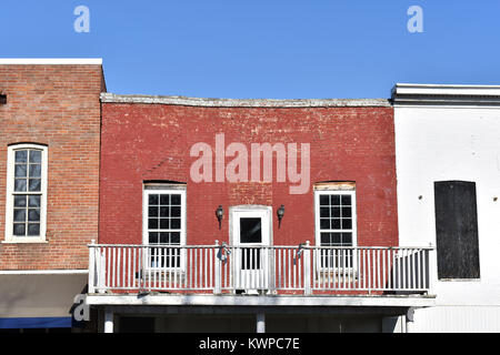 Upstairs apartments on the square in a small Kentucky town Stock Photo