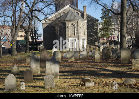 Looking east across graveyard at Flatbush Dutch Reformed Church. The cemetery is the last resting place of most of the members of the early Dutch families of Flatbush. The earliest legible grave marker dates to 1754. Brooklyn, New York. Stock Photo