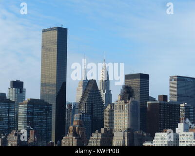 New York City, Chrysler Building and Empire State Building with Trump World Tower and Pan Am Building viewed from Ed Koch Queensborough Bridge Stock Photo