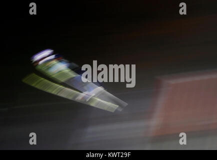 Bischofshofen, Austria. 05th, Jan 2018.  Skier in flight during the trial round of the 66th Four Hills Ski jumping tournament in Bischofshofen, Austria, 05 January 2018.  (PHOTO) Alejandro Sala/Alamy Live News Stock Photo