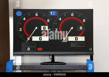 Wheel Alignment Computer Display Wheels Alignment Display Stock Photo - Alamy
