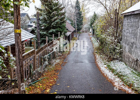 These back lanes of Sudbury go back to the very beginings of the city Stock Photo