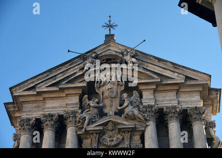 Rome ,Italy Church  Rettoria Santi Vincenzo and Anastasio in fountain of Trevi  Credit: Giuseppe Andidero/Alamy Stock Photo Stock Photo