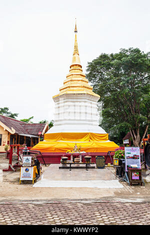 Wat Phra That Doi Chom Thong is a buddhist temple located in Chiang Rai, northern Thailand Stock Photo