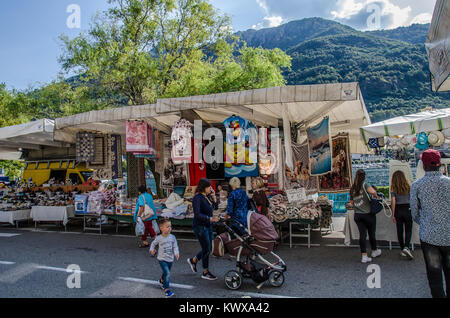 Street markets, sounds and smells, local products, handcrafts - all this and more awaits you in the typical local markets around Lake Orta Stock Photo