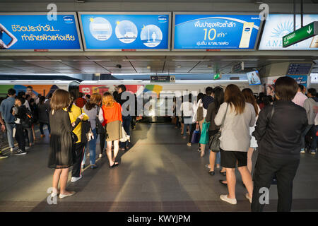 Bangkok, Thailand - December 21,2017 : Unidentified peoples at BTS skytrain junction in service for people who live in Bangkok Stock Photo