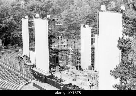 Stage building for Jean Michel Jarre concert Europe in Concert tour, staging by Edwin Shirely Staging constructed in the Waldbhuene outdoor auditorium in Berlin, Germany, 11th September 1993. Stock Photo