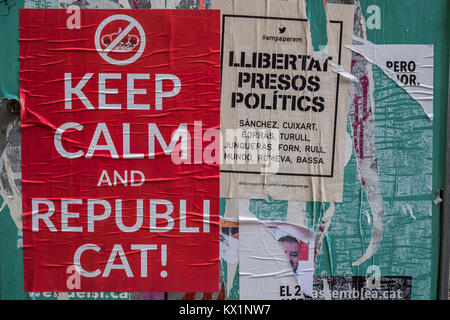Barcelona, Catalonia, Spain. 6th Jan, 2018. Several election posters on the wall at one of the streets of Ciutat Vella in Barcelona.Since 2 December 2013 when the catalan Government chaired by Artur Mas carry on the question to a future referendum on independence in Catalonia, streets, balconies, and the walls of the city of Barcelona has provided space for communication among political blocs. Aspirations of freedom, independence, identity, have spread as slogans throughout the city of Barcelona Credit: SOPA/ZUMA Wire/Alamy Live News Stock Photo