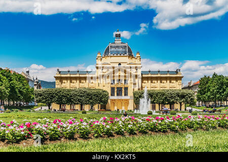 The Zagreb Art Pavilion was built in 1898. It is located near the central station, Zagreb, Croatia, Europe Stock Photo