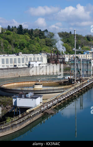 Site of the former Blue Heron Paper Mill at the Willamette Falls.  Oregon City, Oregon Stock Photo