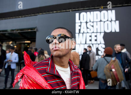 Spanish professional footballer Hector Bellerin wears Gucci shoes during  the Autumn/ Winter 2018 London Fashion Week outside the BFC Show Space,  London Stock Photo - Alamy