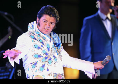 Birmingham, UK. 6th Jan, 2018. A hopeful contestant at the finals of the Elvis European Championship at the Hilton Hotlel, NEC, Birmingham. Credit: Peter Lopeman/Alamy Live News Stock Photo