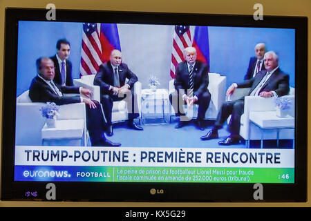 Porto Portugal,television screen tv monitor flat panel,euronews,program,headline,G20 summit,Hamburg,breaking news,Donald Trump,Vladimir Putin,meeting, Stock Photo