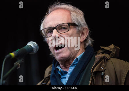 London, UK. 4th November, 2017. Ken Loach, film director, addresses campaigners for Palestine who marched through London to demand justice and equal r Stock Photo