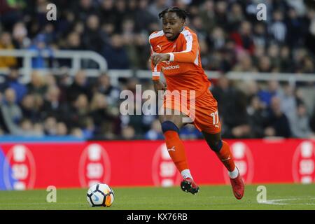 PELLY RUDDOCK-MPANZU LUTON TOWN FC NEWCASTLE UNITED FC V LUTON TOWN FC, THE EMIRATES FA CUP ST JAMES PARK, NEWCASTLE, ENGLAND 06 January 2018 GBB6064 STRICTLY EDITORIAL USE ONLY. If The Player/Players Depicted In This Image Is/Are Playing For An English Club Or The England National Team. Then This Image May Only Be Used For Editorial Purposes. No Commercial Use. The Following Usages Are Also Restricted EVEN IF IN AN EDITORIAL CONTEXT: Use in conjuction with, or part of, any unauthorized audio, video, data, fixture lists, club/league logos, Betting, Games or any 'live' servic Stock Photo