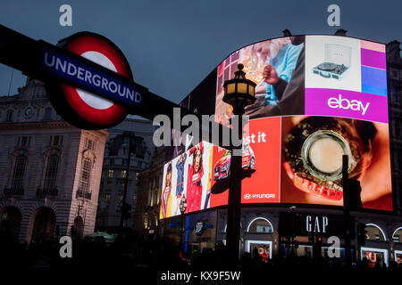 London Piccadilly Circus showing NEW advertising displays December 2017 The world famous advertising displays in Piccadilly Circus in central London w Stock Photo