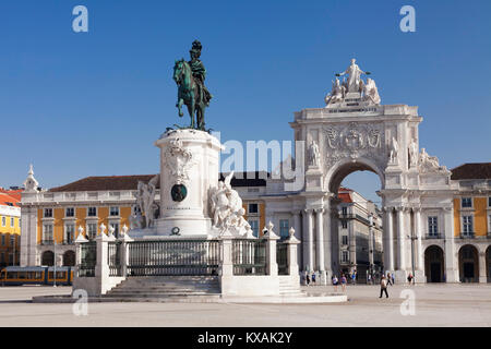 Arch of Triumph Arco da Rua Augusta, equestrian statue of King Jose I, Baixa, Lissabon, Portugal Stock Photo
