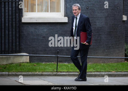 London, UK. 9th Jan, 2018. Damian Hinds MP, Secretary of State for Education, arrives at 10 Downing Street for the first Cabinet meeting since the previous day's Cabinet reshuffle by Prime Minister Theresa May. Credit: Mark Kerrison/Alamy Live News Stock Photo